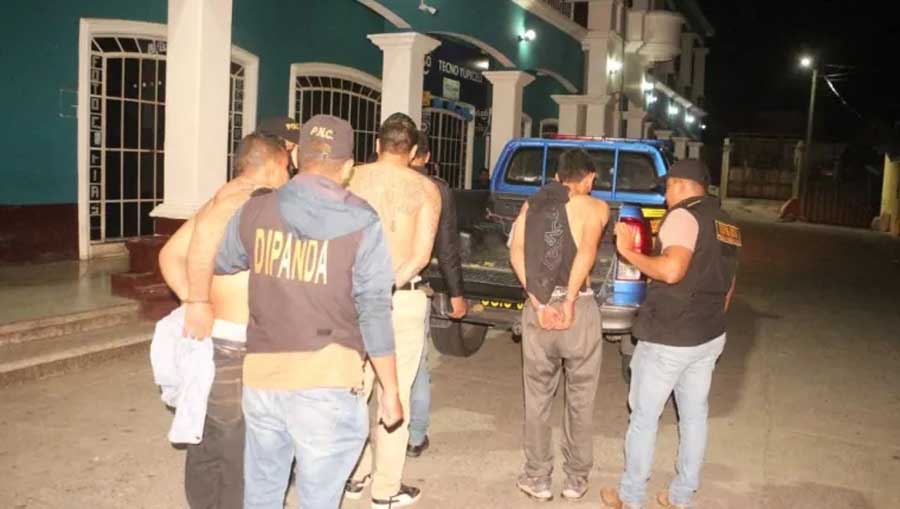 Policía de Guatemala reporta la captura de 57 pandilleros salvadoreños que huían del régimen de excepción