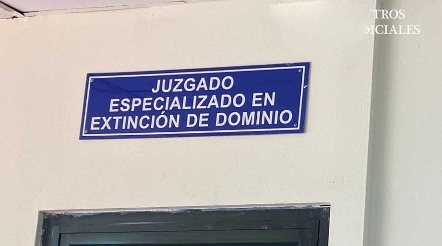 Una camioneta y $6 mil son declarados en favor del Estado