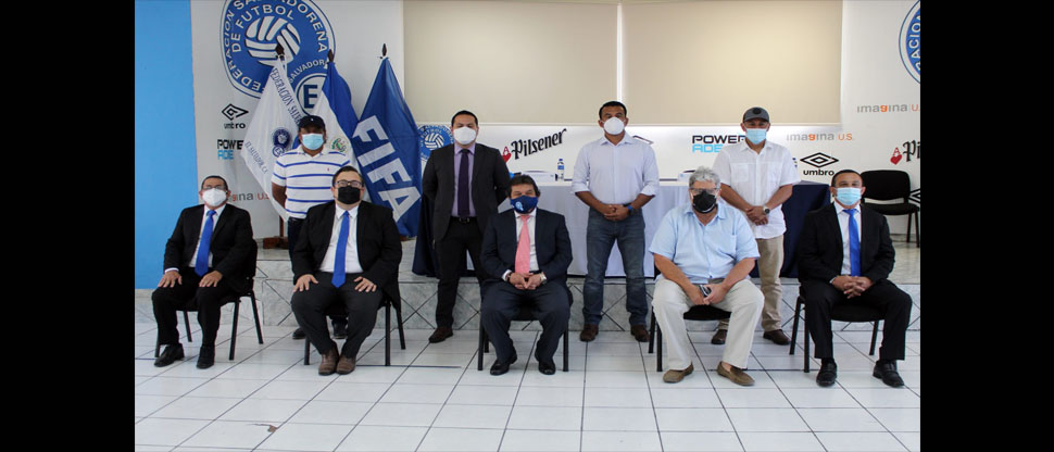 Dos miembros del Comité Ejecutivo de la Fesfut presentan su renuncia irrevocable