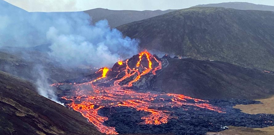 Entra en erupción un volcán cerca de la capital de Islandia