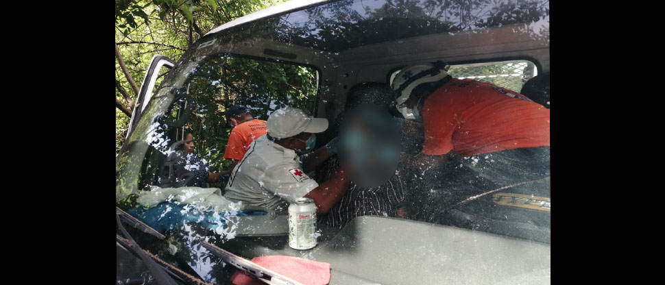 Fuerte accidente deja a tres mujeres mayores  y un hombre lesionadas