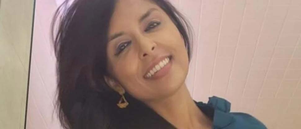 Mujer de 35 años afirma que tiene una tarjeta que garantiza su «virginidad» y poder casarse con un hombre