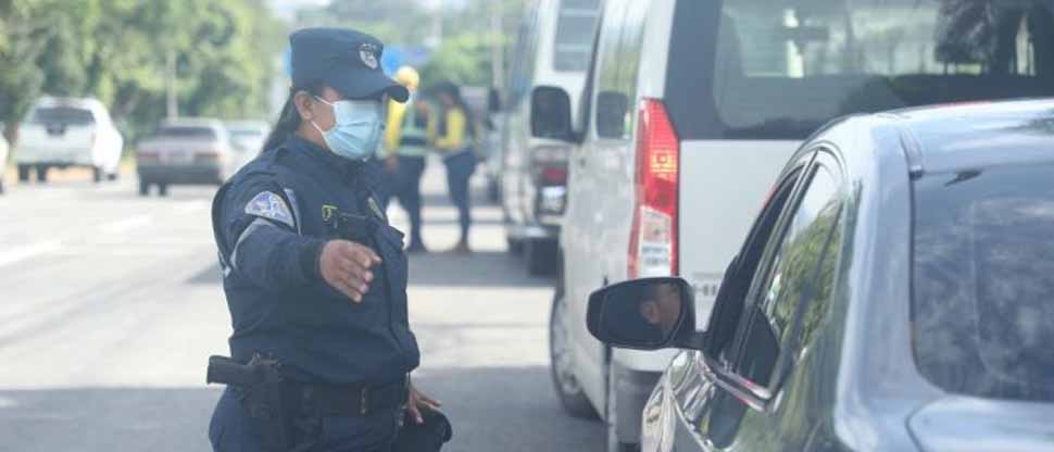 Más de 2,000 esquelas impuestas durante período de las fiestas agostinas