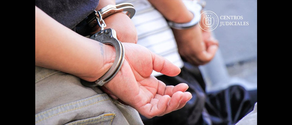 Ponen tras las rejas a dos hombres capturados con metanfetaminas en Santa Tecla