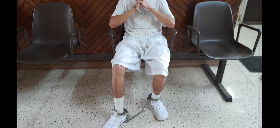 100 años de cárcel para sujeto que mató a su pareja y sus dos hijos