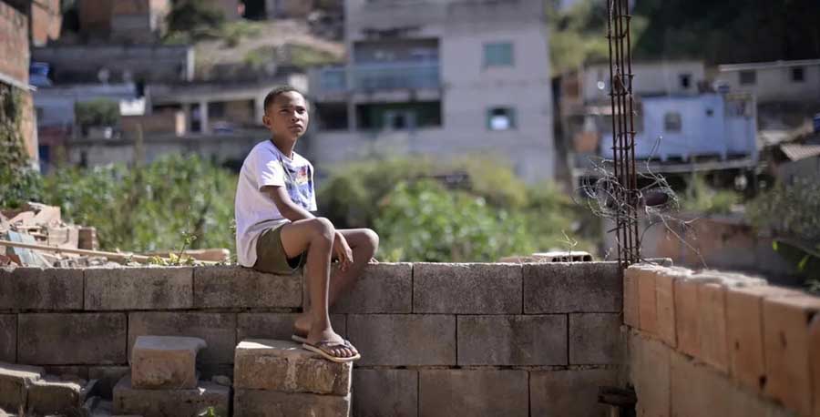 Niño brasileño llamó a la Policía porque tenía hambre
