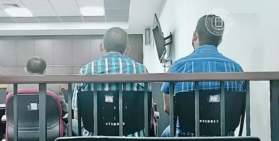 Padre e hijo habrían cometido juntos un homicidio en Santa Tecla