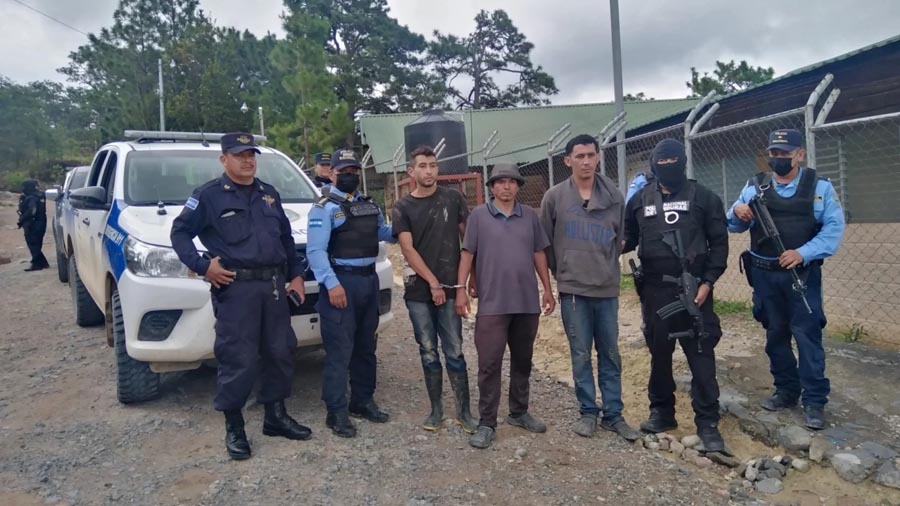 Capturan a tres miembros de la MS-13 de origen salvadoreño en Honduras