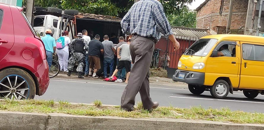 Grave accidente deja un muerto y varios lesionados en Izalco