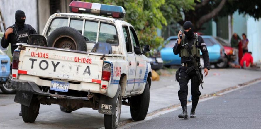 Piden cárcel para sujeto acusado de darle muerte a su compañera de vida en Santa Ana