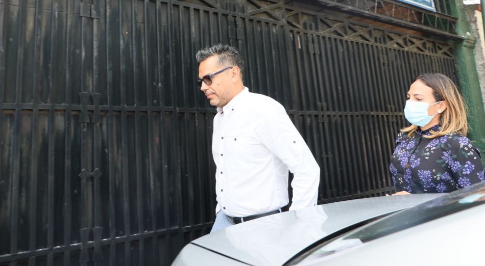 Un año de prisión y pago de $1,000 para Roberto Acosta por expresiones de violencia contra la mujer