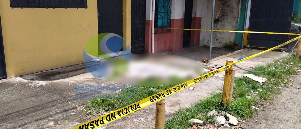 Indigente fallece y su cadáver queda tendido a un costado de la carretera a Santa Ana