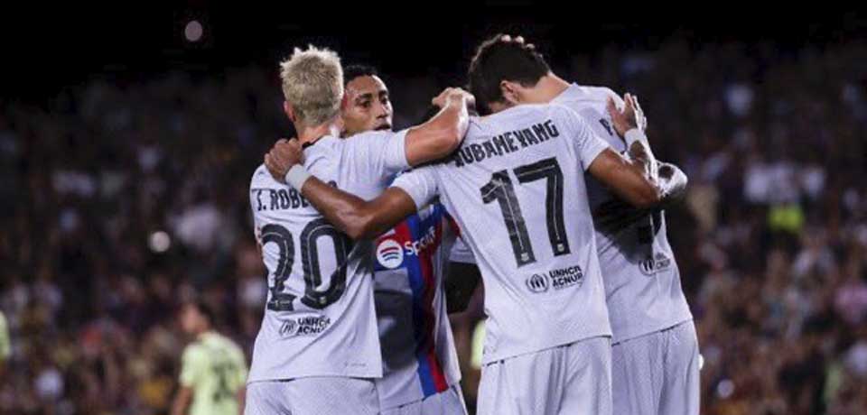 El Barcelona y Manchester City empatan en juego amistoso