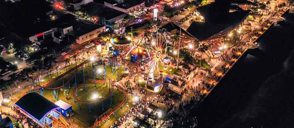 Más de 6,000 turistas disfrutaron de Sunset Park en su primer día de apertura