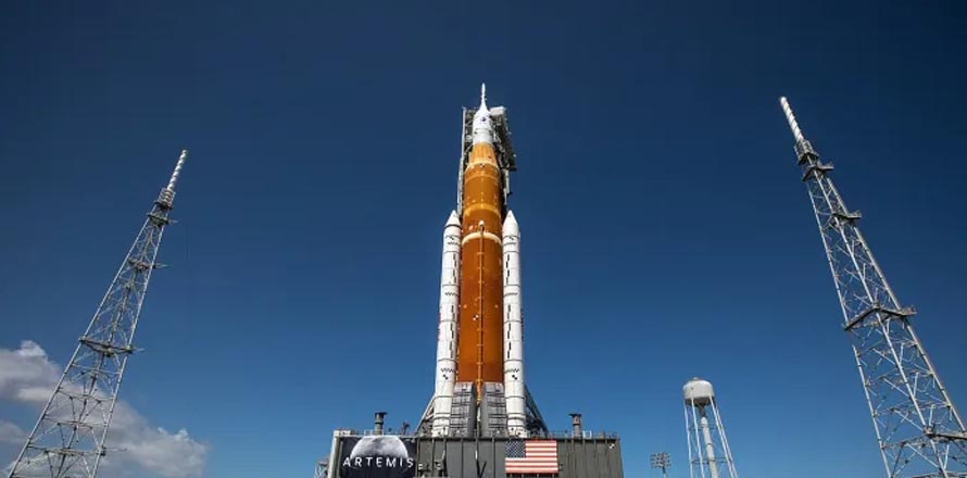 Lanzamiento de cohete espacial a la luna se cancela debido a problemas técnicos