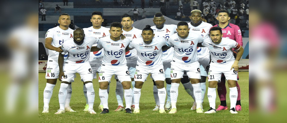 Alianza se prepara para enfrentar a Alajuelense