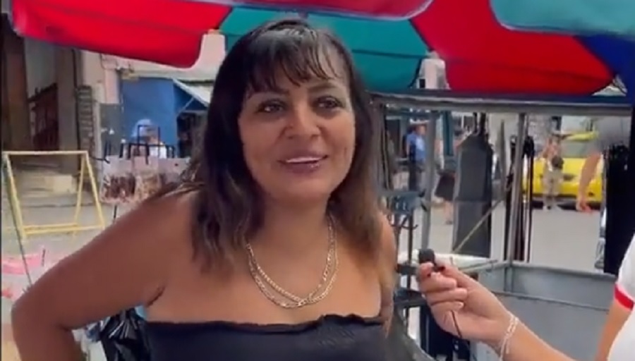 Yanira Berríos sorprende a sus seguidores con una sensual foto en traje de baño