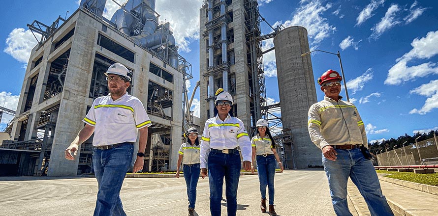 Cementos Progreso inicia operaciones en El Salvador
