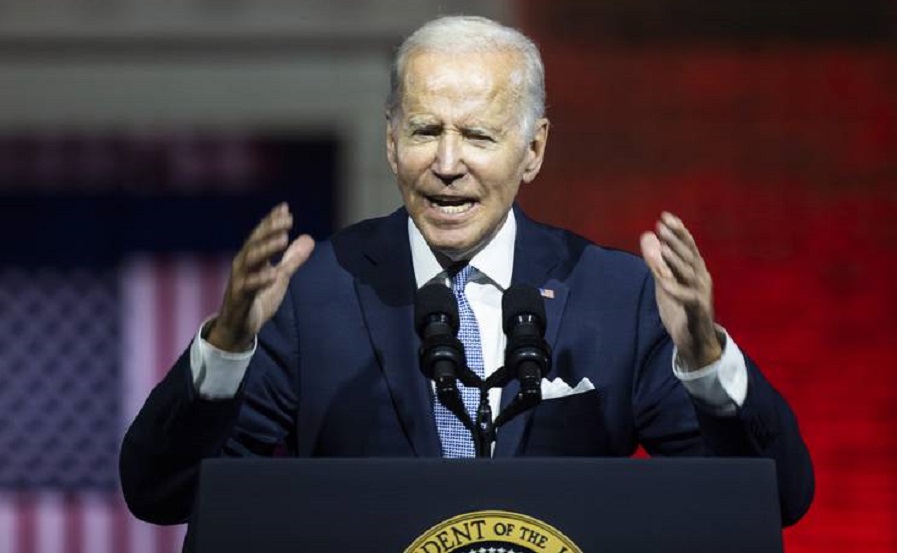 EUA dará $800 millones más a Ucrania, incluidas las controvertidas bombas de racimo