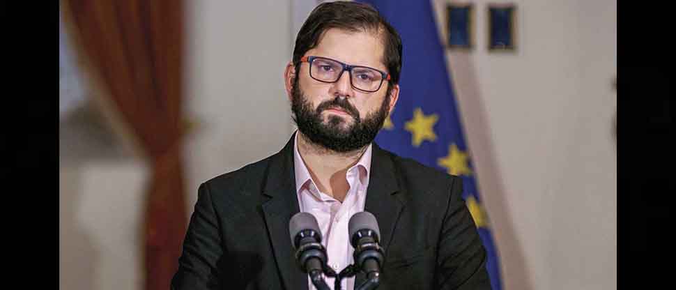 Aprobación de la gestión del gobierno de Gabriel Boric en Chile es solo del 22%
