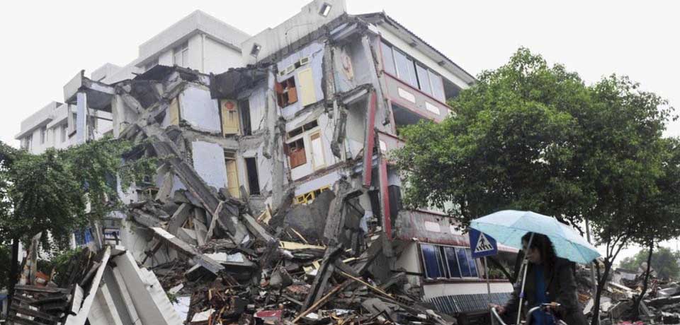 Sube a 66 la cifra de muertos por fuerte sismo en China  