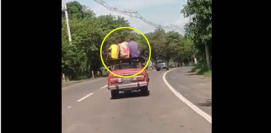 VIDEO: Familia arriesga su vida al viajar en el techo de vehículo en la carretera a Comalapa