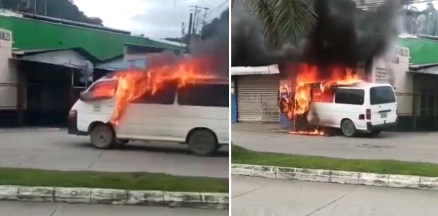 Conductor se lanza de un microbús en llamas y provoca incendio en un negocio