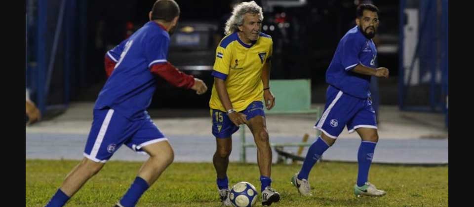 Así inventé la “culebrita machetiada”: Jorge Mágico González