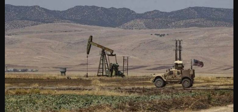 Fuerzas estadounidenses roban camiones petroleros en Siria