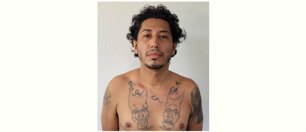 Cae pandillero del Barrio 18 que se intentó cubrir sus tatuajes con unos de diseños artísticos