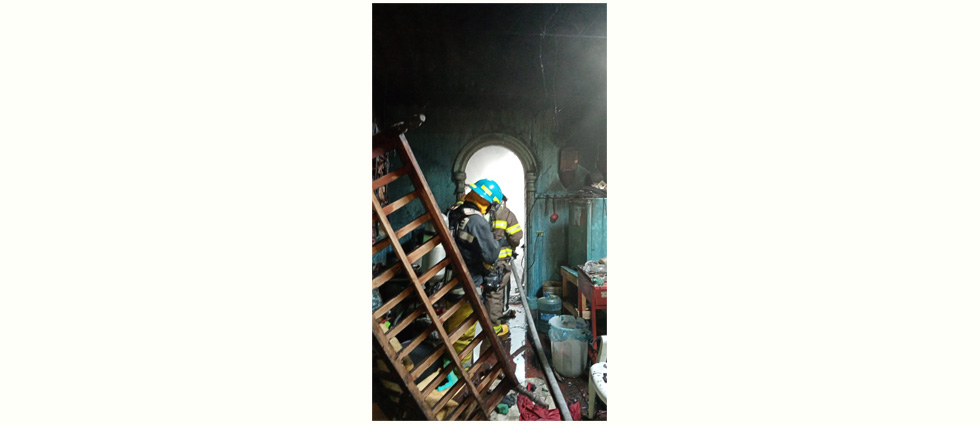Sofocan incendio estructural en vivienda de Soyapango