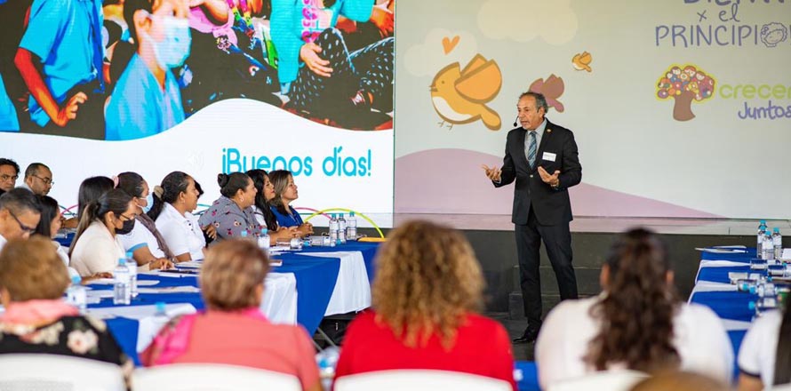 Cerca de 17 mil docentes &nbsp;serán capacitados en el Plan de Formación de Ley Crecer Juntos