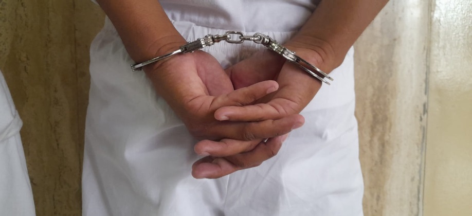 Procesan a sujeto que se metía en la cama de su hijastra para tocarla: En una ocasión le dio puñetazos causándole graves lesiones