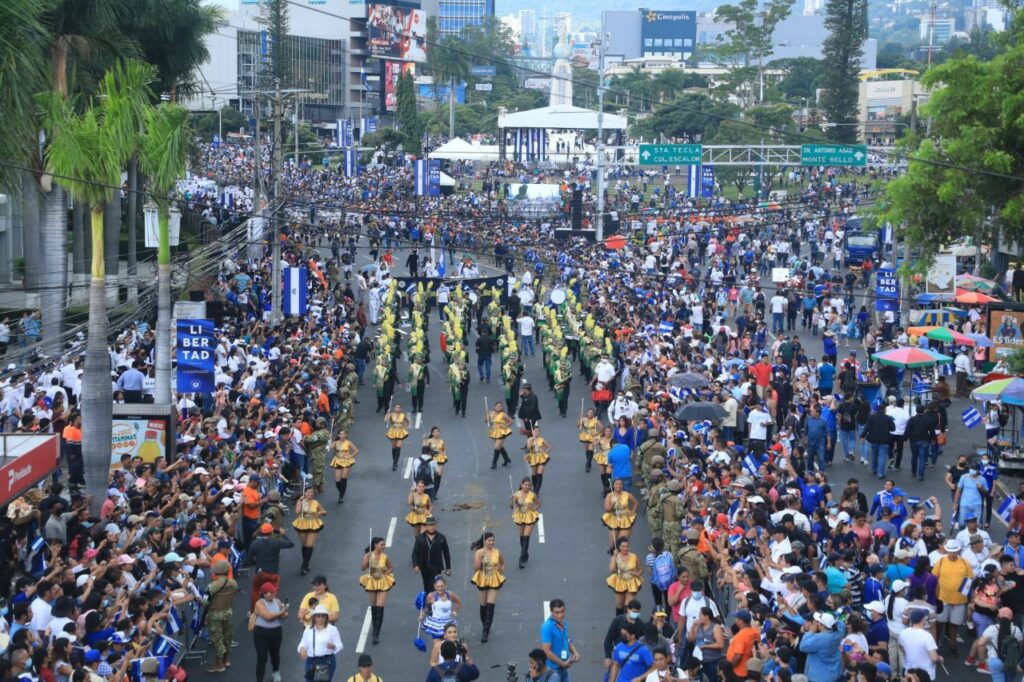 El Salvador decidirá si reelegir al Presidente