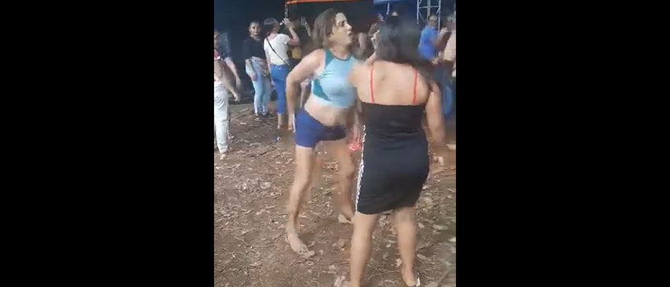 Ericka saca los “pasos prohibidos” en fiesta del torneo del Carao en Intipucá