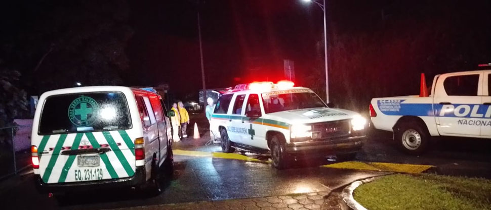 Recuperan con equipo especial cadáver de automovilista fallecido tras volcar en Lourdes