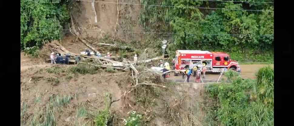 9 fallecidos y medio centenar de heridos dejó un accidente vial a causa de las intensas lluvias en Costa Rica