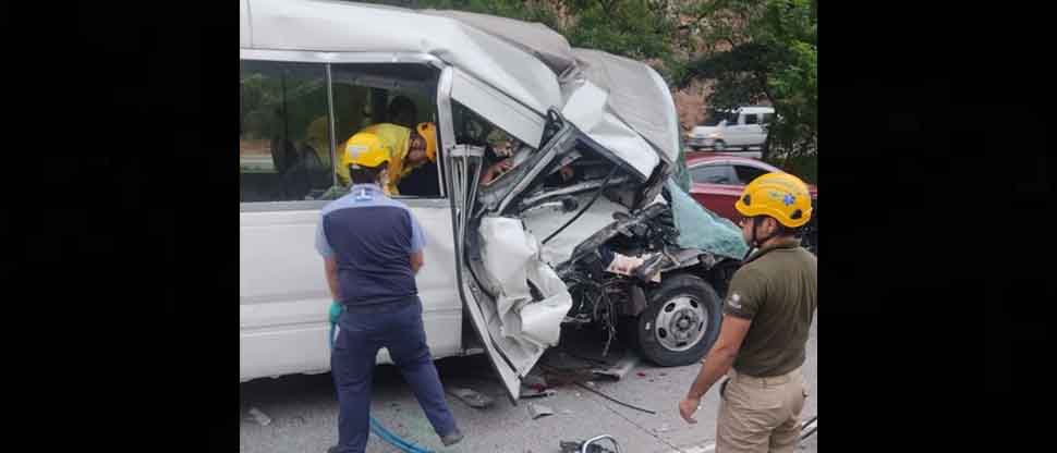 Reportan primer fallecido del aparatoso accidente ocurrido esta mañana en carretera a Comalapa
