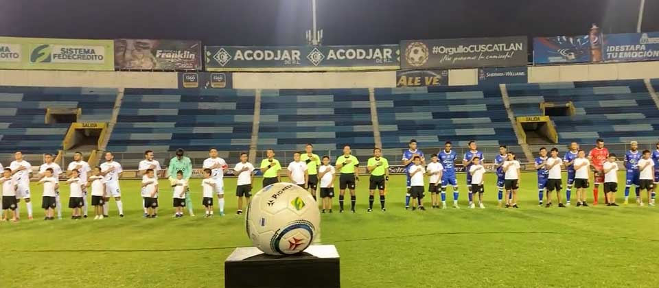 Alianza «sin presencia de aficionados» en la zona de general del estadio Cuscatlán