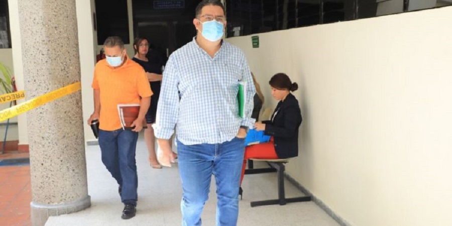 Expresentador de televisión, Jorge Hernández, enfrenta audiencia por evadir impuestos por $280 mil