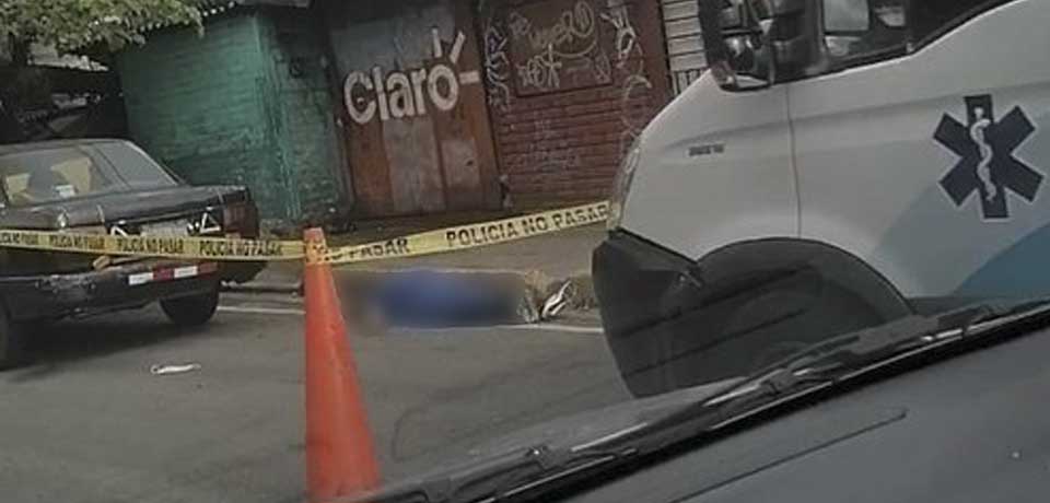 Hombre muere de un fulminante paro cardíaco en San Salvador