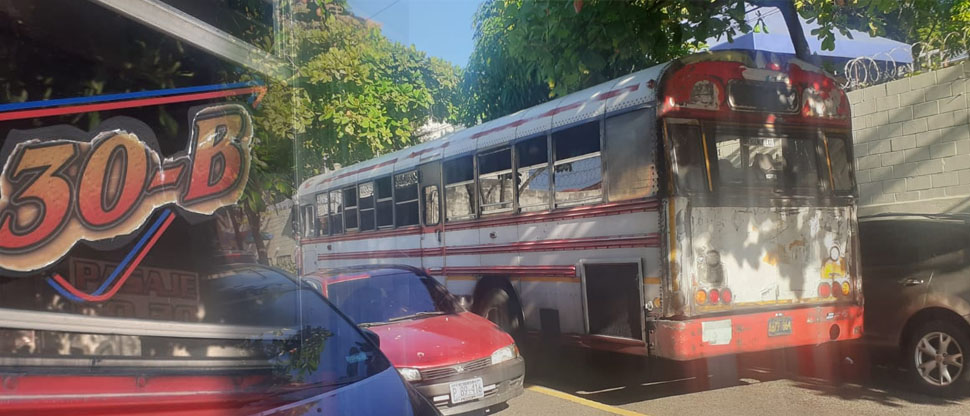 Denuncian a motorista de la ruta 30-B que le “echó el bus” a usuario