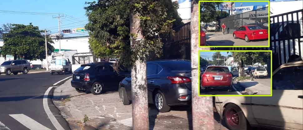 Reportan que vehículos estacionados en zona prohibida, ponen en riesgo a peatones en bulevar Venezuela