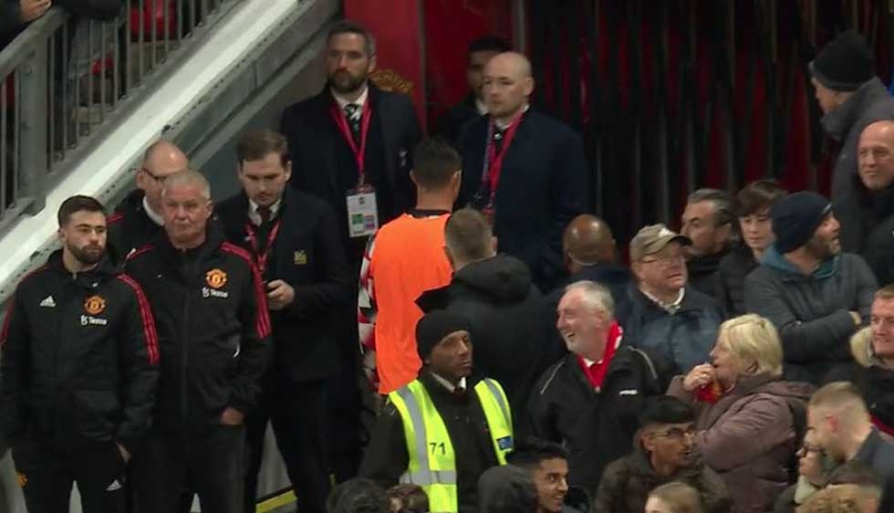 VIDEO:  CR7 se fue al vestuario antes del término del partido, molesto porque no lo metieron