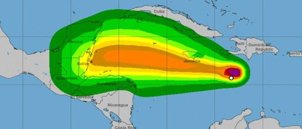 Vigilan trayectoria de baja presión que tiene 90% de probabilidades de convertirse en ciclón