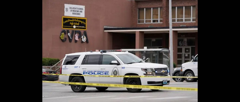 Tres personas perdieron la vida en ataque a escuela secundaria en Missouri, Estados Unidos