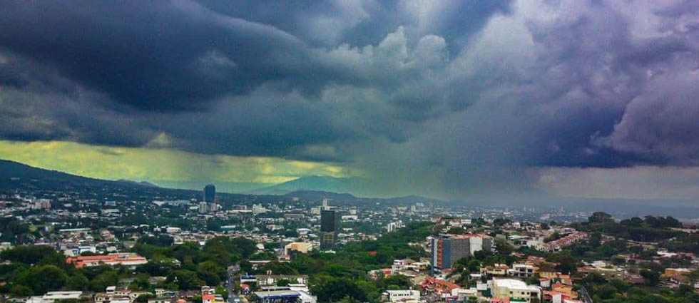 El norte del país registra tormentas de moderadas a fuertes esta tarde