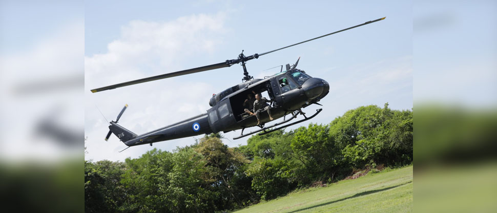 Rescatan en helicóptero a personas atrapadas tras desborde del río Grande de San Miguel
