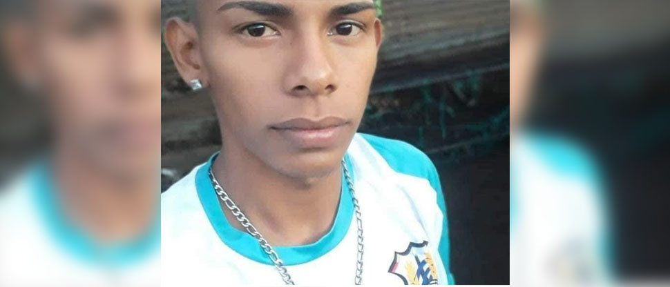 Joven deja dos niños huérfanos tras perder la vida mientras construía una casa para su familia