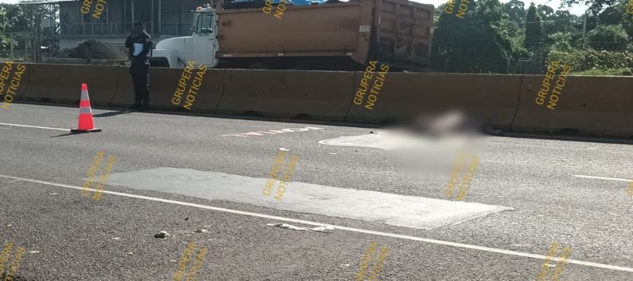 Señor pierde la vida al intentar cruzar la carretera frente a su casa en Sonsonate